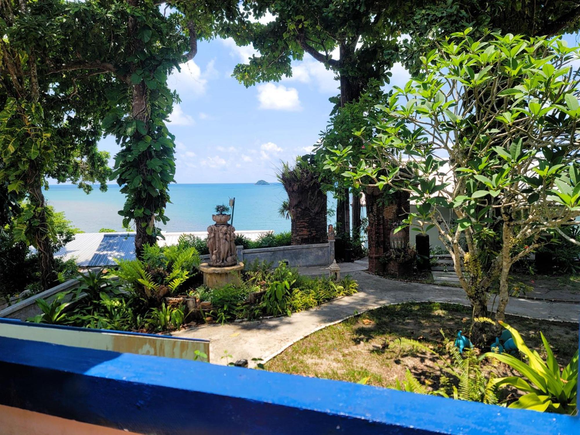 Koh Chang Cliff Beach Resort Room photo